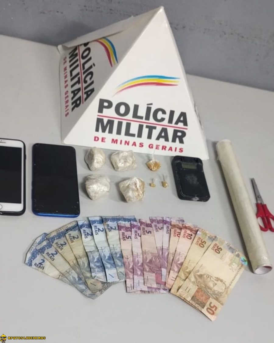 Polícia Militar prende dois homens por tráfico de drogas no bairro São José Operário