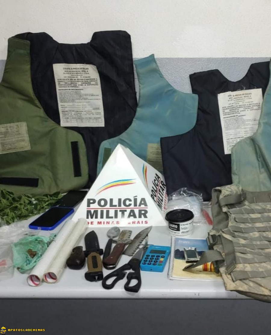 Trio é preso por tráfico de drogas, corrupção de menores e desacato no bairro Coração Eucarístico