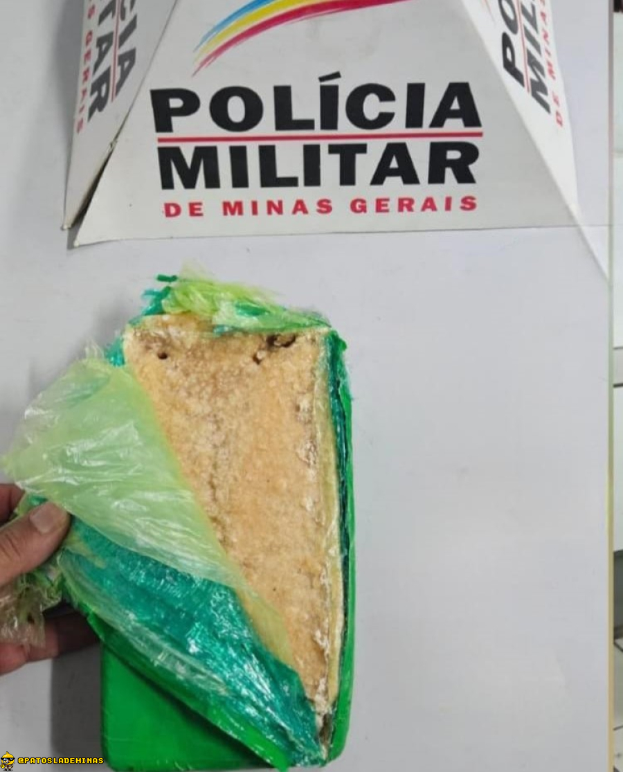 HOMEM É PRESO POR TRÁFICO DE DROGAS PRÓXIMO À RODOVIÁRIA 